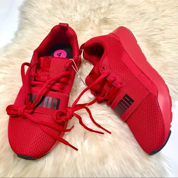 red pumas size 4